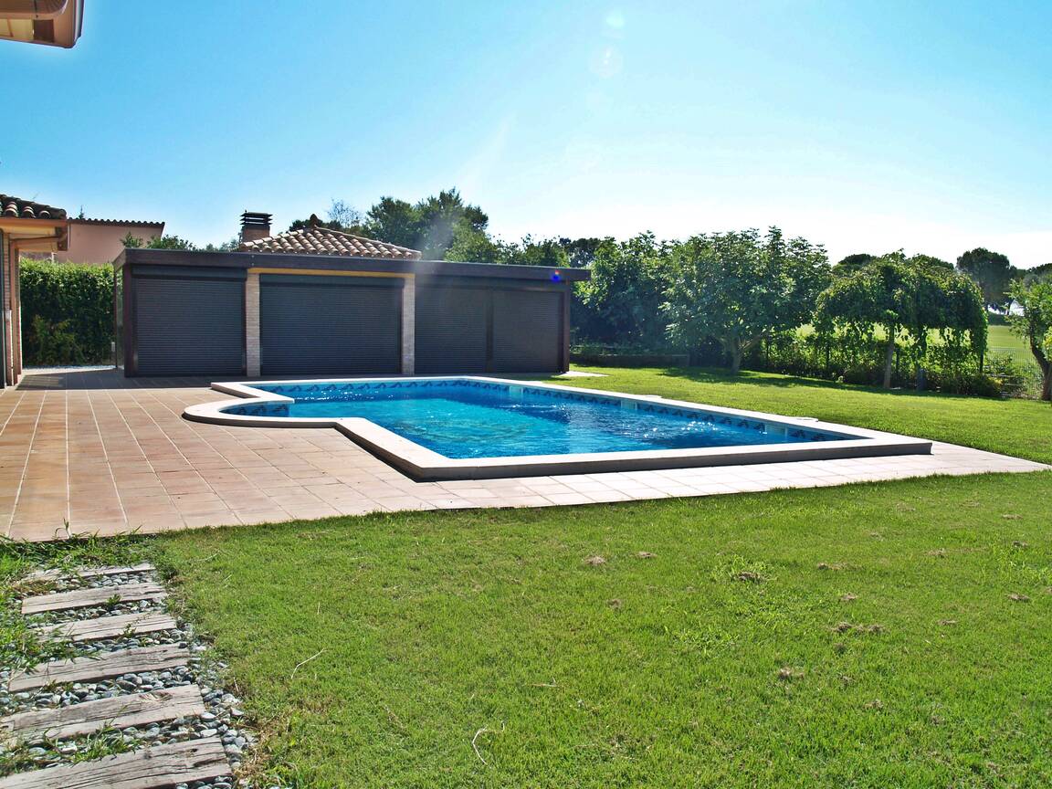 Villa zum Verkauf der hohen Stangen im Golf de Perelada