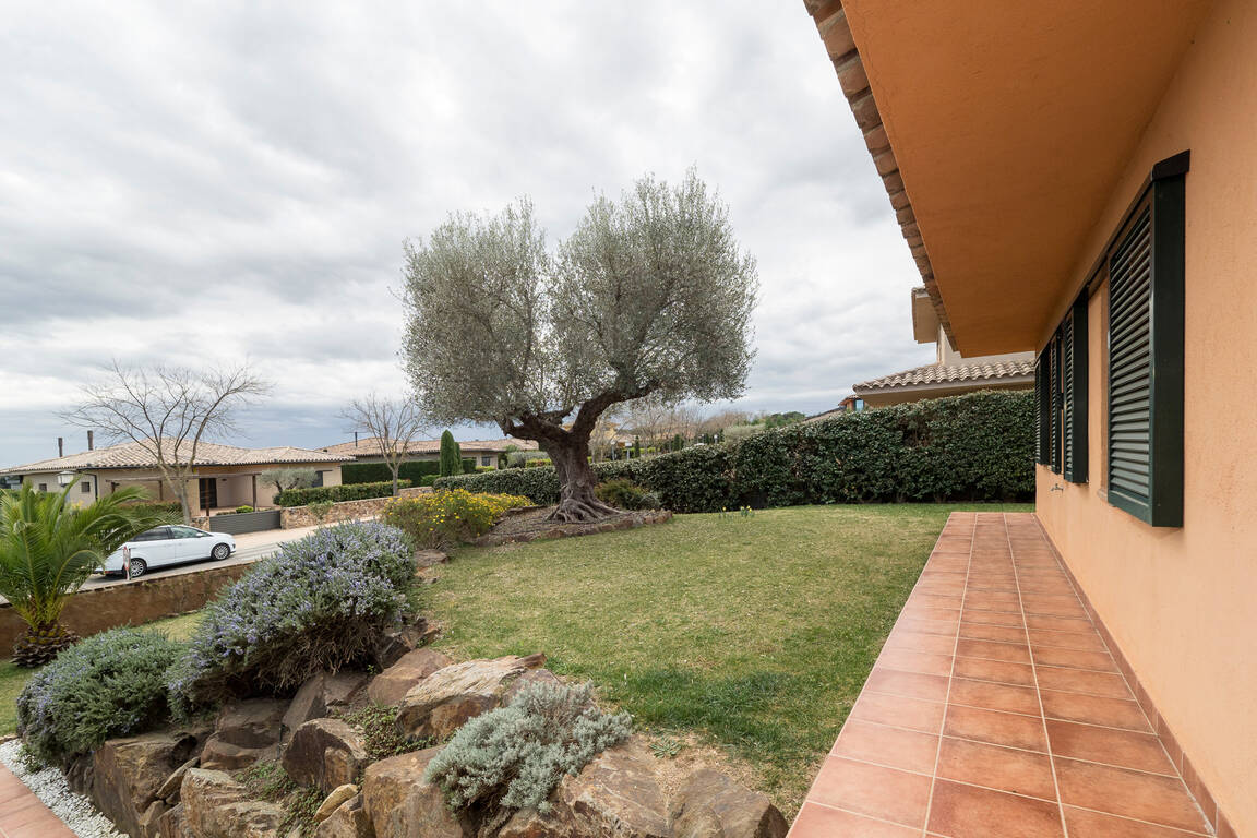 Schönes Haus zum Verkauf in Torremirona Golf