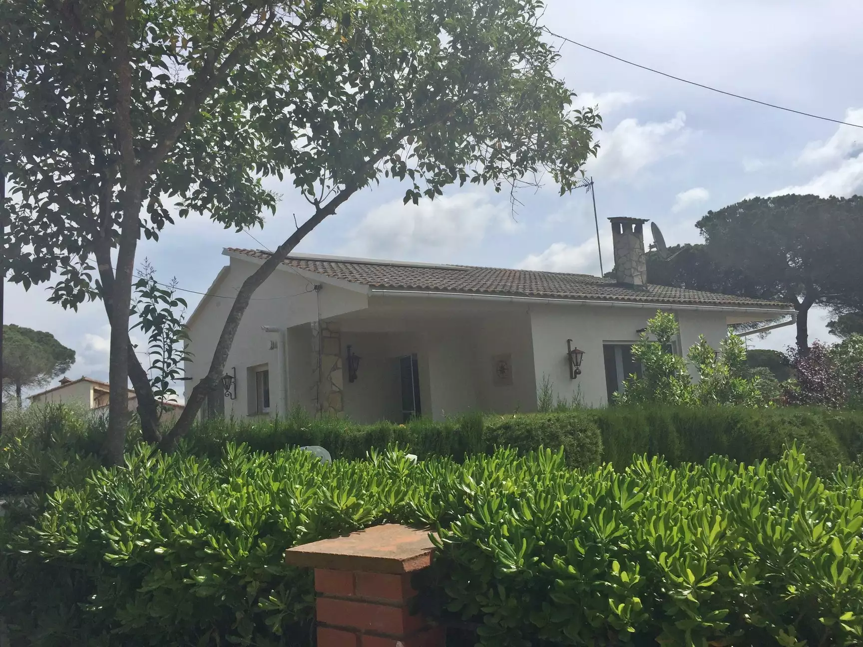 Bonica casa amb gran terreny en venda a Canyera, Llagostera.