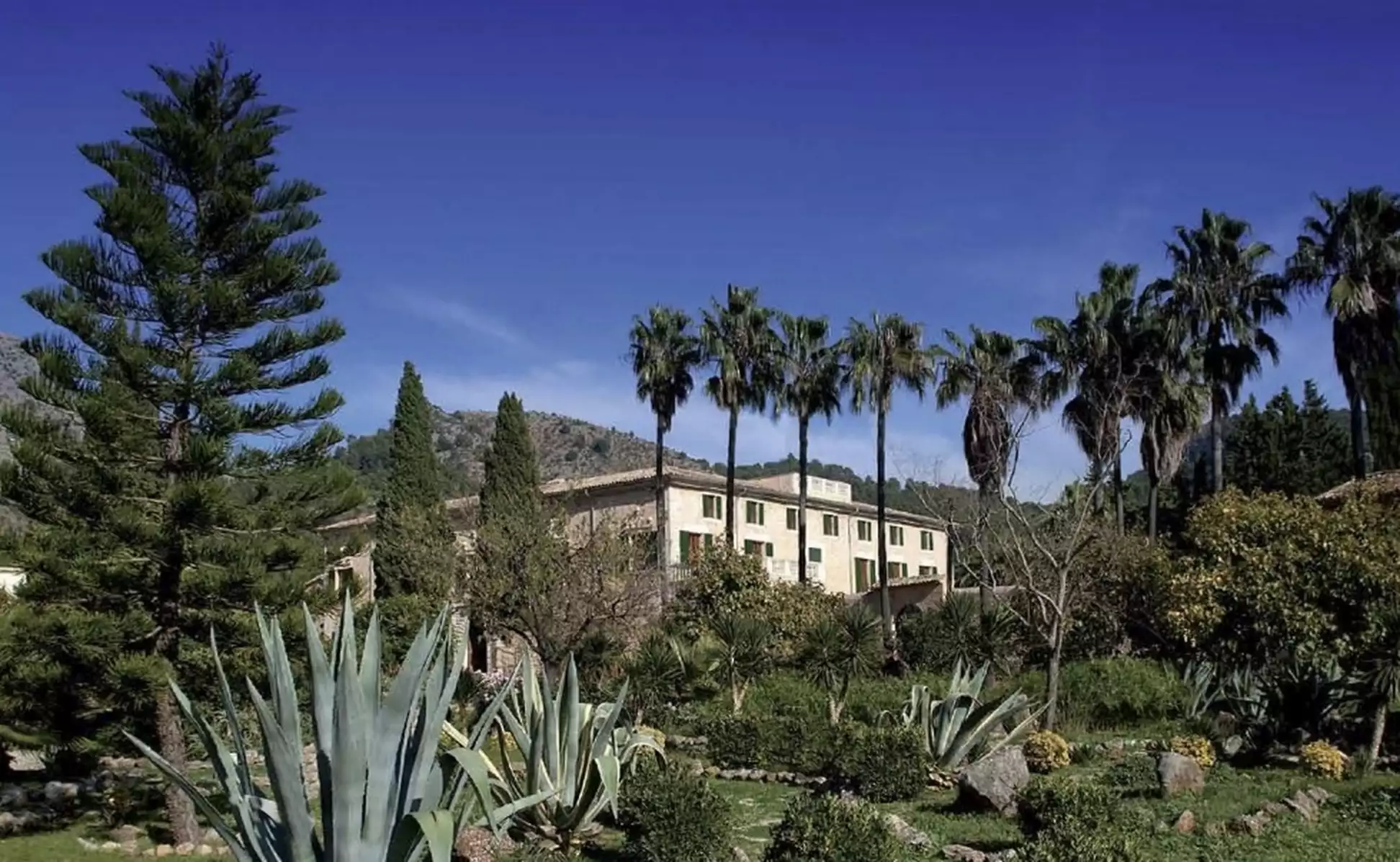 Casa senyorial amb 84 habitacions, piscina i parc a prop de Valldemossa