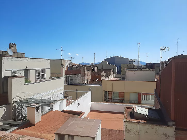 BANK OFFER: Apartment for sale in Figueres. Don't miss this investment opportunity!