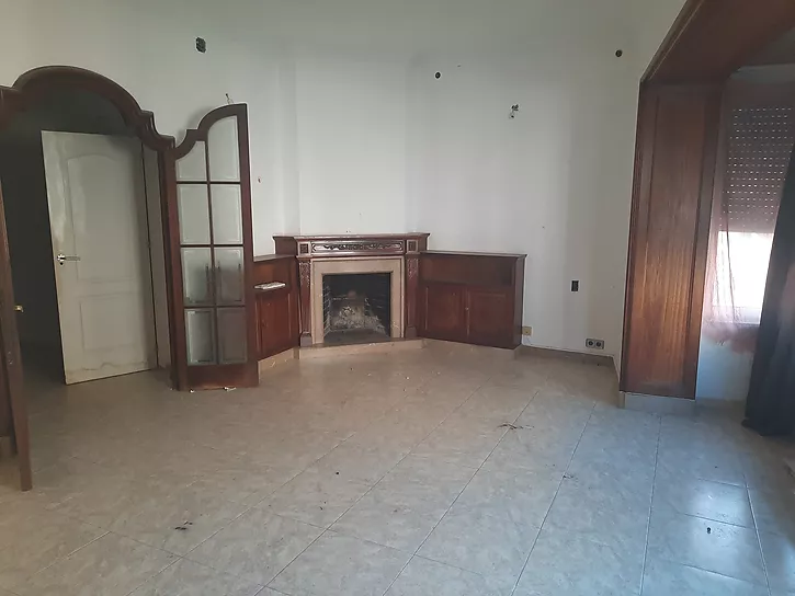 OFFRE BANCAIRE : Appartement à vendre à Figueres. Ne manquez pas cette opportunité d'investissement 